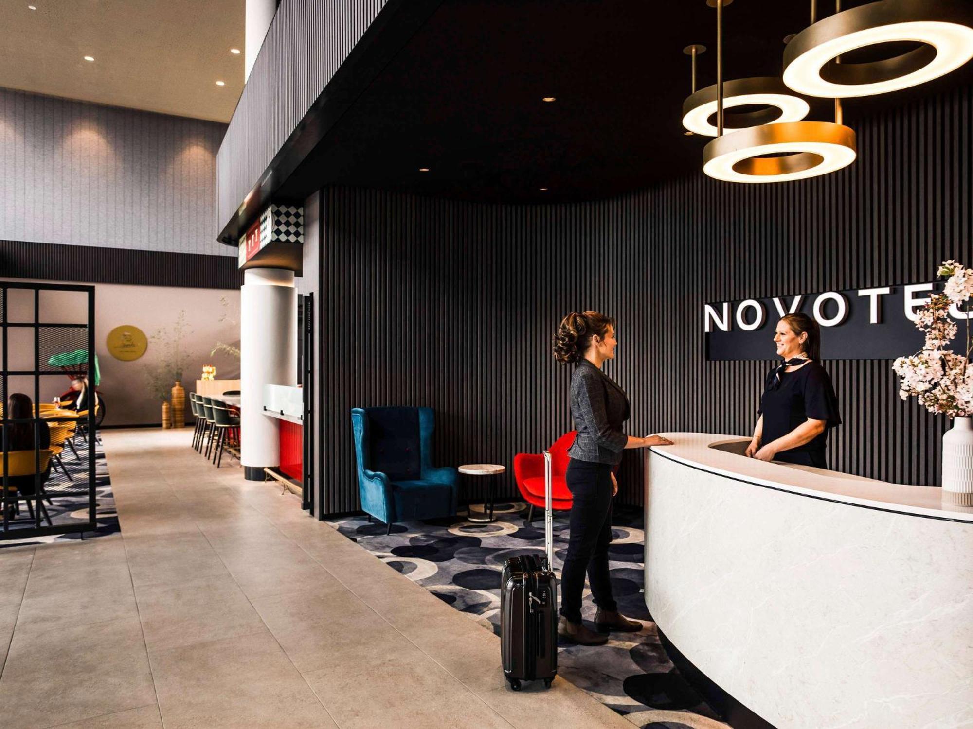 Novotel Devonport Exterior photo